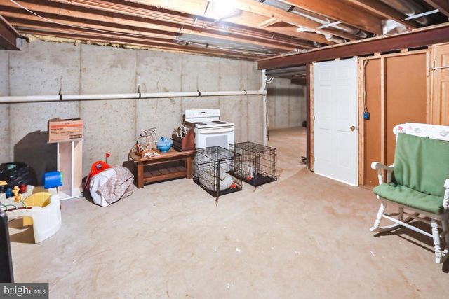 2656 ROMIG RD, Gilbertsville, PA 19525