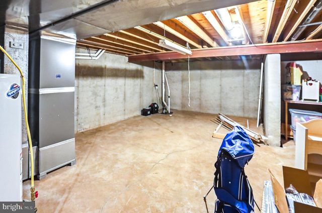 2656 ROMIG RD, Gilbertsville, PA 19525