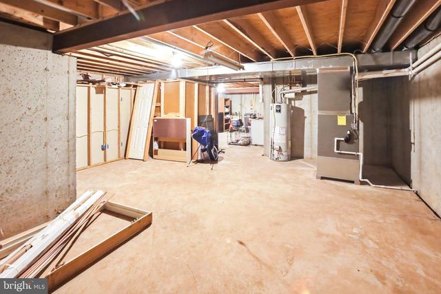 2656 ROMIG RD, Gilbertsville, PA 19525