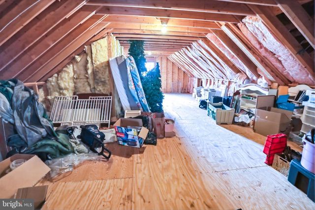 2656 ROMIG RD, Gilbertsville, PA 19525