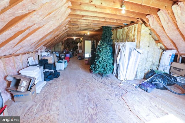 2656 ROMIG RD, Gilbertsville, PA 19525