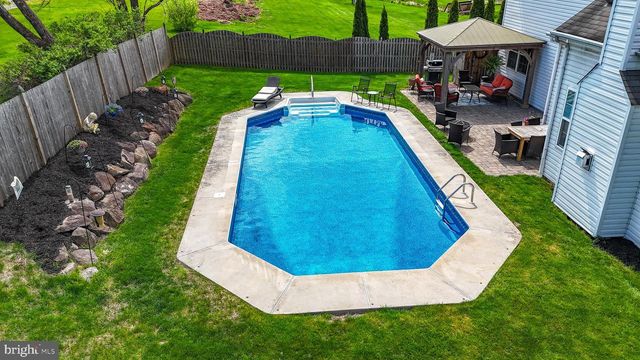 2656 ROMIG RD, Gilbertsville, PA 19525