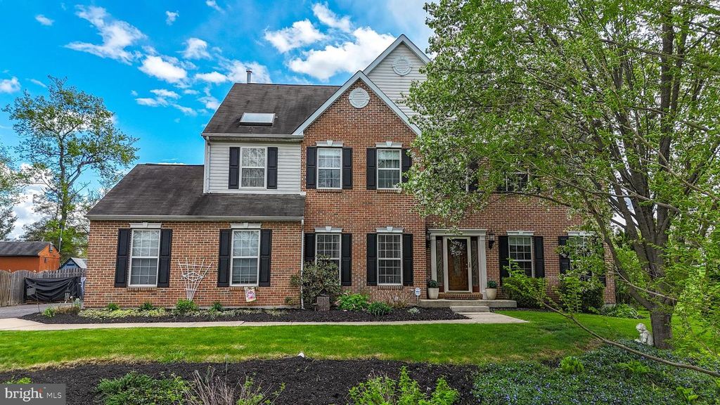 2656 ROMIG RD, Gilbertsville, PA 19525