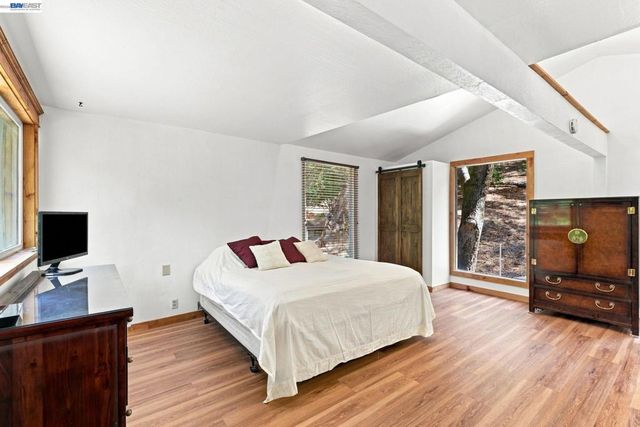 2315 Kilkare Rd, Sunol, CA 94586
