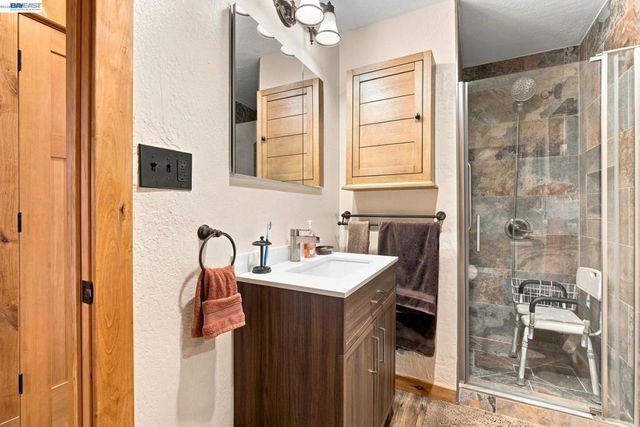 2315 Kilkare Rd, Sunol, CA 94586