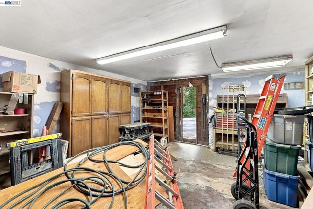 2315 Kilkare Rd, Sunol, CA 94586