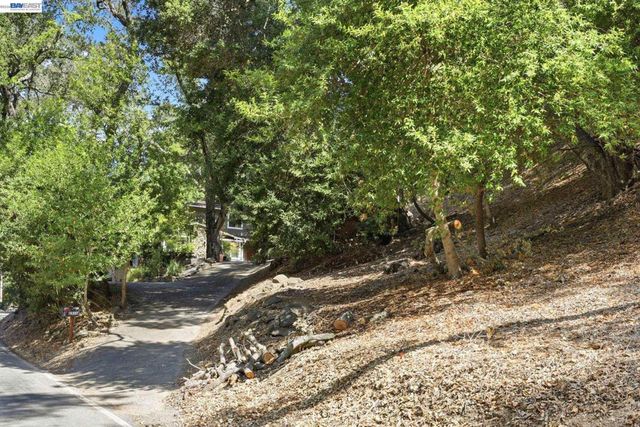 2315 Kilkare Rd, Sunol, CA 94586