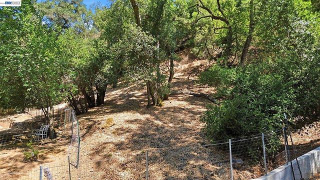 2315 Kilkare Rd, Sunol, CA 94586