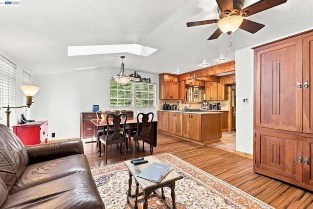 2315 Kilkare Rd, Sunol, CA 94586