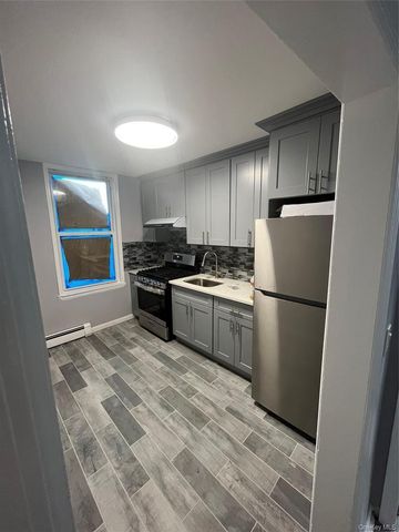 15127 34th Avenue, Flushing, NY 11354