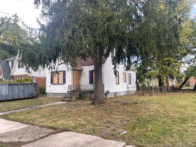 15860 Pierson Street, Detroit, MI 48223