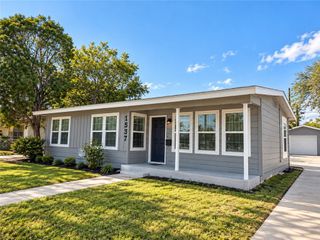 1537 Devon Dr, Corpus Christi, TX 78415