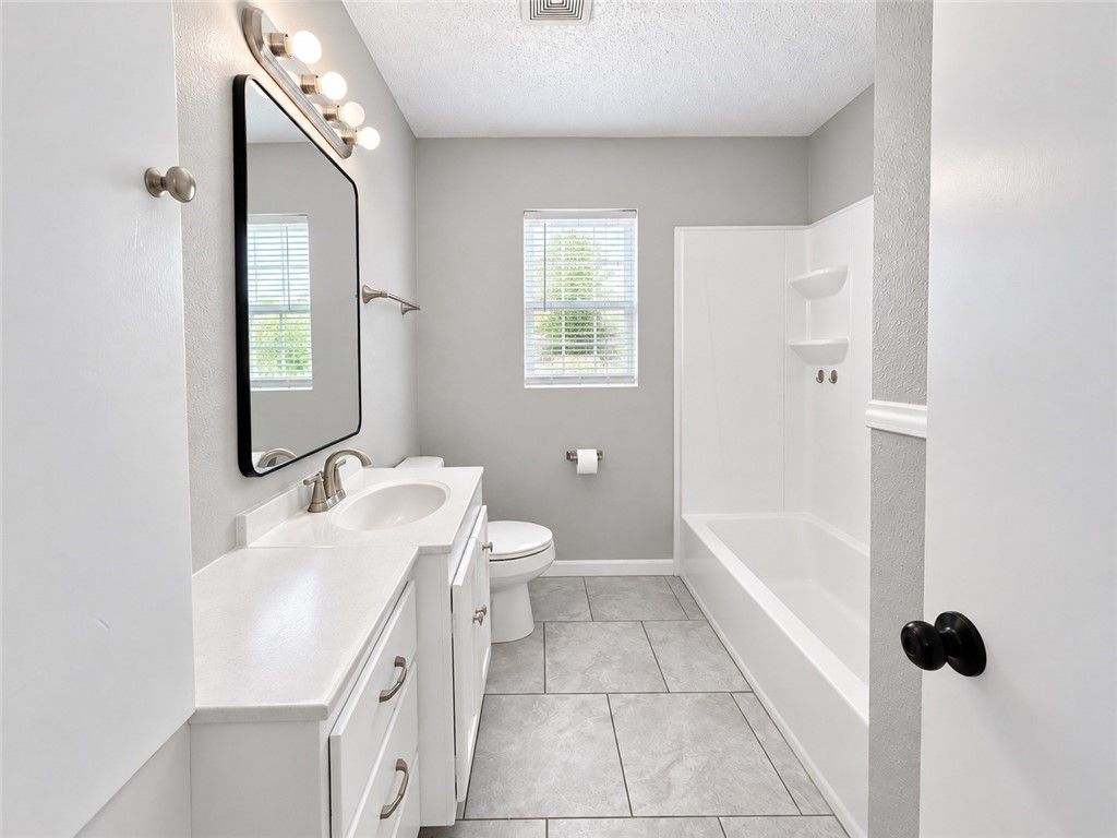 1537 Devon Dr, Corpus Christi, TX 78415 — photo 4