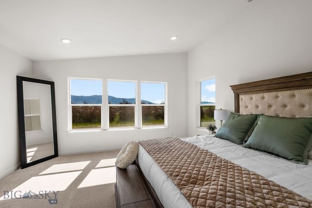 832 Spaniel Lane, Belgrade, MT 59714