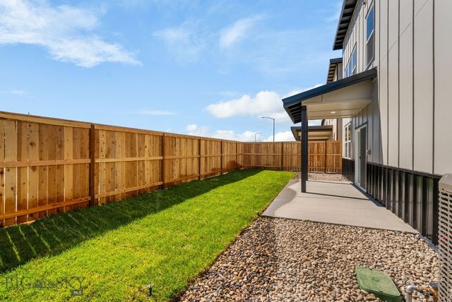 832 Spaniel Lane, Belgrade, MT 59714