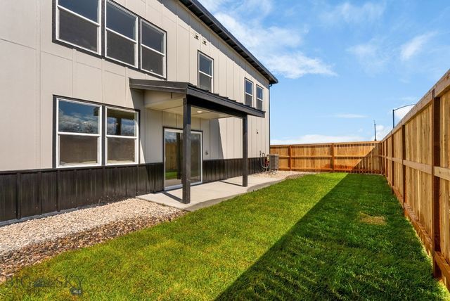 832 Spaniel Lane, Belgrade, MT 59714