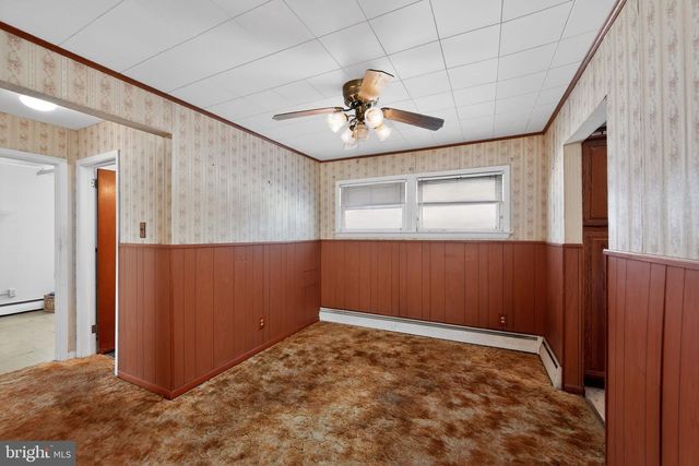 8 SWANSON DR, Wilmington, DE 19808