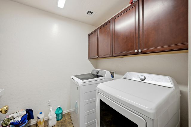8201 S 51ST Drive, Laveen, AZ 85339