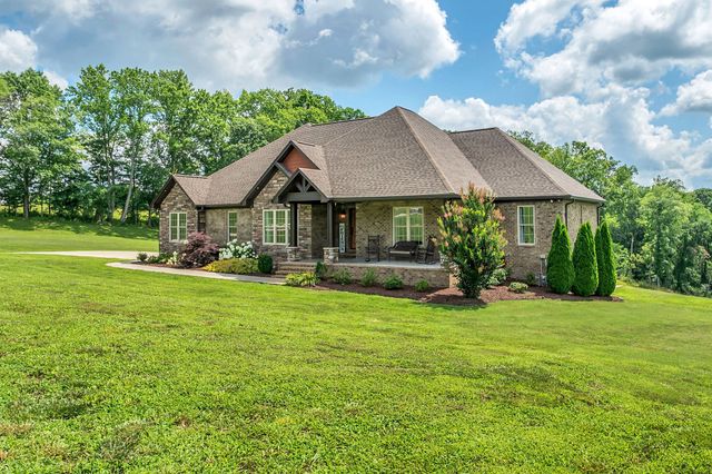 172 Tad Cir, Leoma, TN 38468