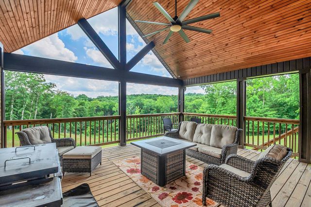 172 Tad Cir, Leoma, TN 38468