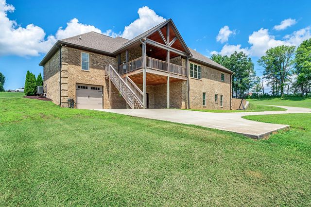 172 Tad Cir, Leoma, TN 38468