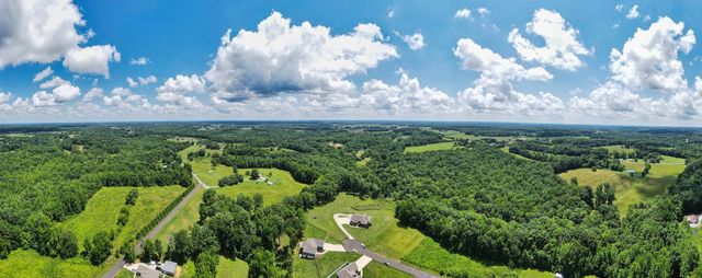 172 Tad Cir, Leoma, TN 38468