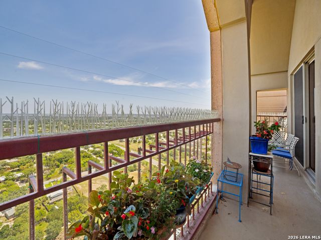 1 Towers Park Ln Apt 2401, San Antonio, TX 78209