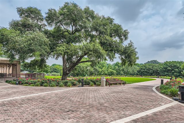 1 Towers Park Ln Apt 2401, San Antonio, TX 78209