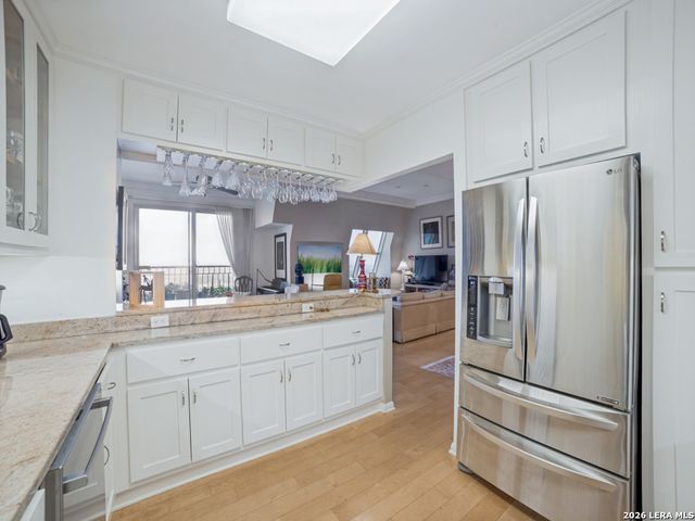 1 Towers Park Ln Apt 2401, San Antonio, TX 78209