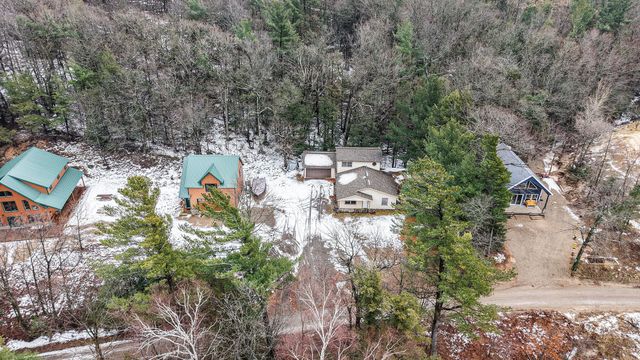 2960 N Sahara Trail, Mears, MI 49436