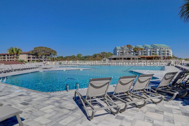 40 Folly Field Rd Apt A232, Hilton Head Island, SC 29928