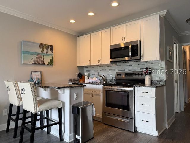 40 Folly Field Rd Apt A232, Hilton Head Island, SC 29928