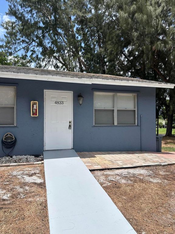 4833 Serafica Drive, Lake Worth Beach, FL 33461