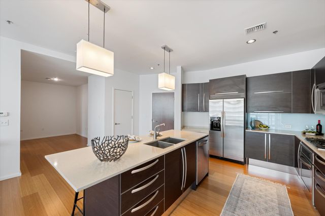 700 12th Ave S Unit 1104, Nashville, TN 37203