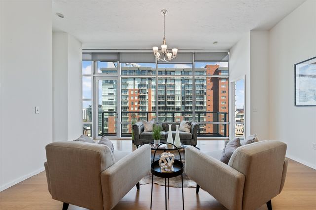 700 12th Ave S Unit 1104, Nashville, TN 37203