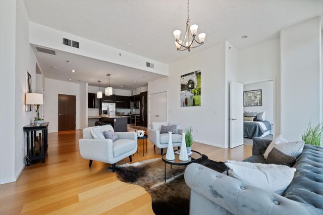 700 12th Ave S Unit 1104, Nashville, TN 37203