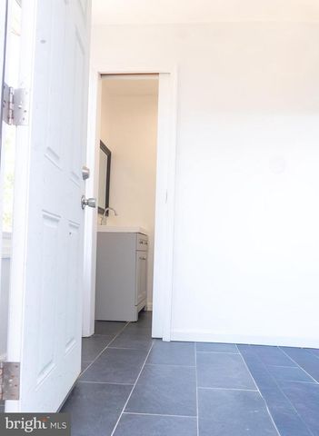 1714 N LAMBERT ST, Philadelphia, PA 19121