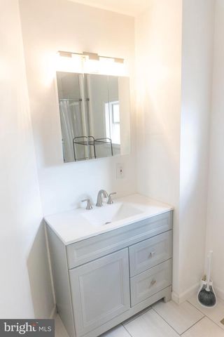 1714 N LAMBERT ST, Philadelphia, PA 19121