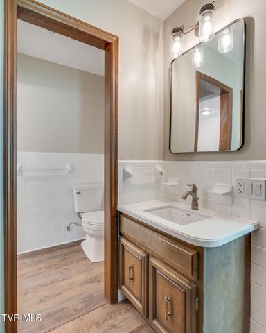 512 Hidden Valley Road, Kingsport, TN 37663