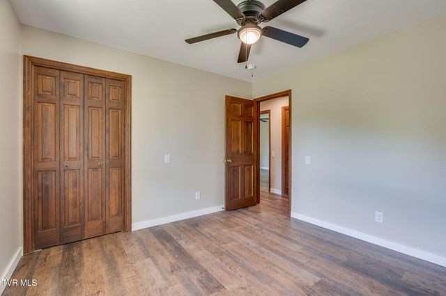 512 Hidden Valley Road, Kingsport, TN 37663