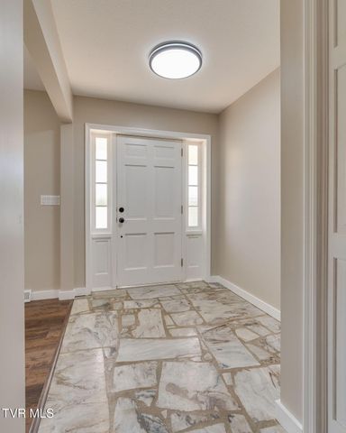 512 Hidden Valley Road, Kingsport, TN 37663