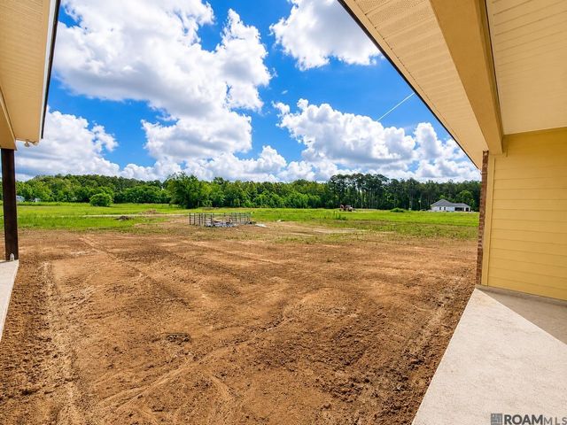 34500 N Corbin Rd, Walker, LA 70785