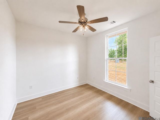 34500 N Corbin Rd, Walker, LA 70785