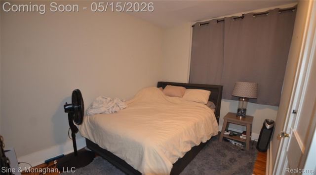 909 Knowles Street, Royal Oak, MI 48067