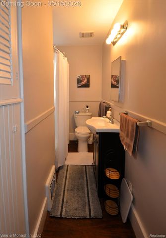909 Knowles Street, Royal Oak, MI 48067