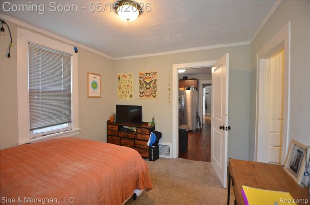 909 Knowles Street, Royal Oak, MI 48067
