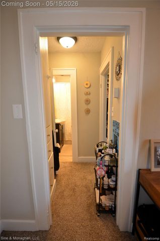 909 Knowles Street, Royal Oak, MI 48067
