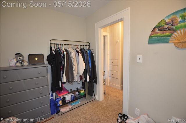 909 Knowles Street, Royal Oak, MI 48067