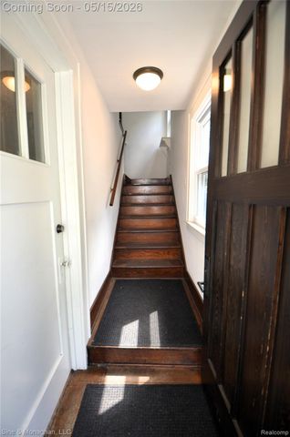 909 Knowles Street, Royal Oak, MI 48067