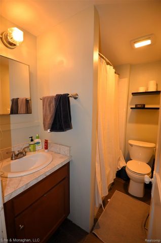 909 Knowles Street, Royal Oak, MI 48067